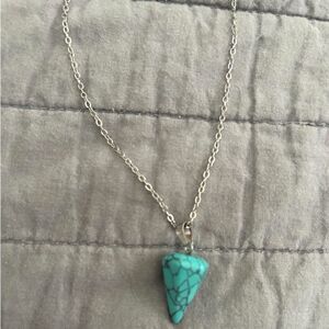 Fashion Pendant Imitation Turquoise Necklace veined, light and dainty!